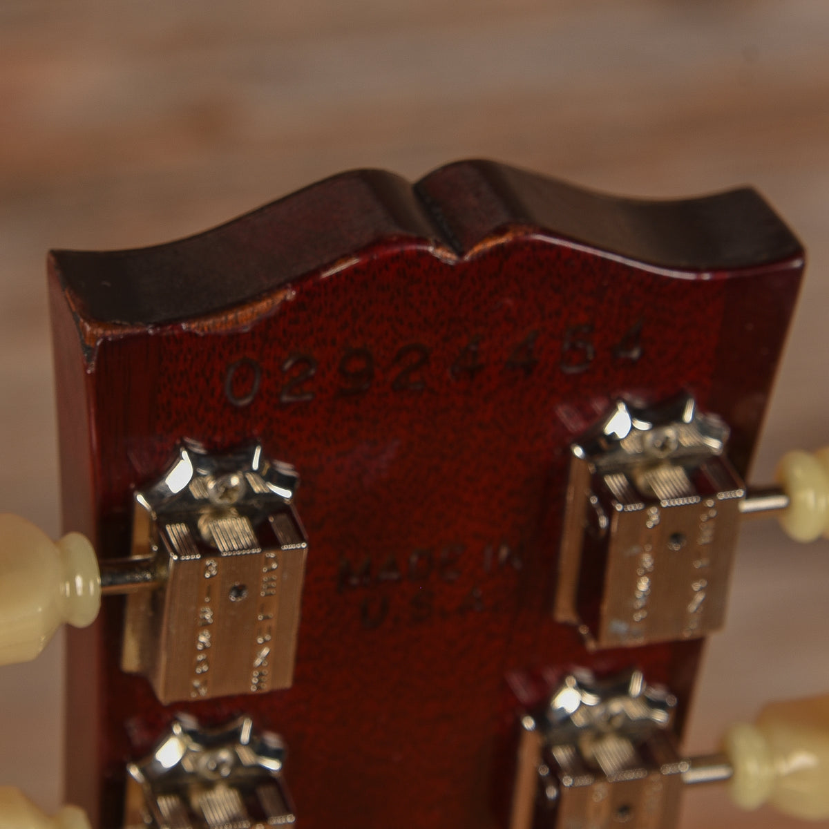 Gibson Les Paul Studio Wine Red 2004 Electric Guitars / Solid Body