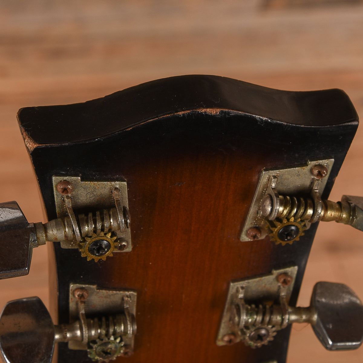 Global E70S Sunburst Electric Guitars / Solid Body