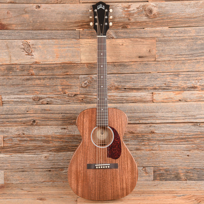 Guild USA M-20 Brown Acoustic Guitars / OM and Auditorium