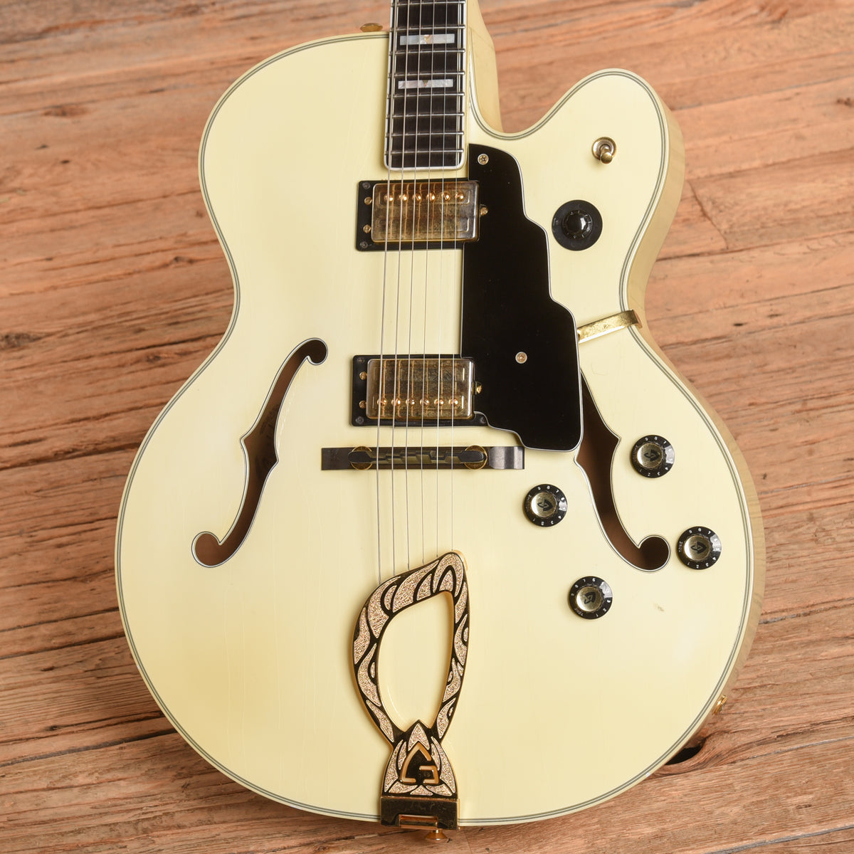 Guild X-500 White 1988 Electric Guitars / Hollow Body