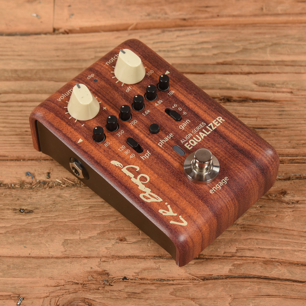 LR Baggs Align Series EQ Effects and Pedals / EQ