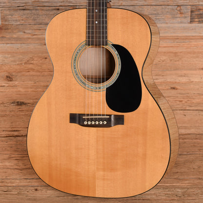 Martin J-16 Custom Natural 2001 Acoustic Guitars