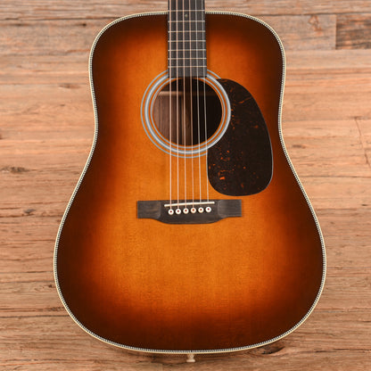 Martin Standard Series HD-28 Ambertone 2025 Acoustic Guitars