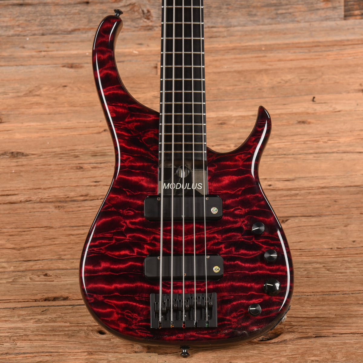Modulus Quantum 5 Purple 2007 Bass Guitars / 5-String or More