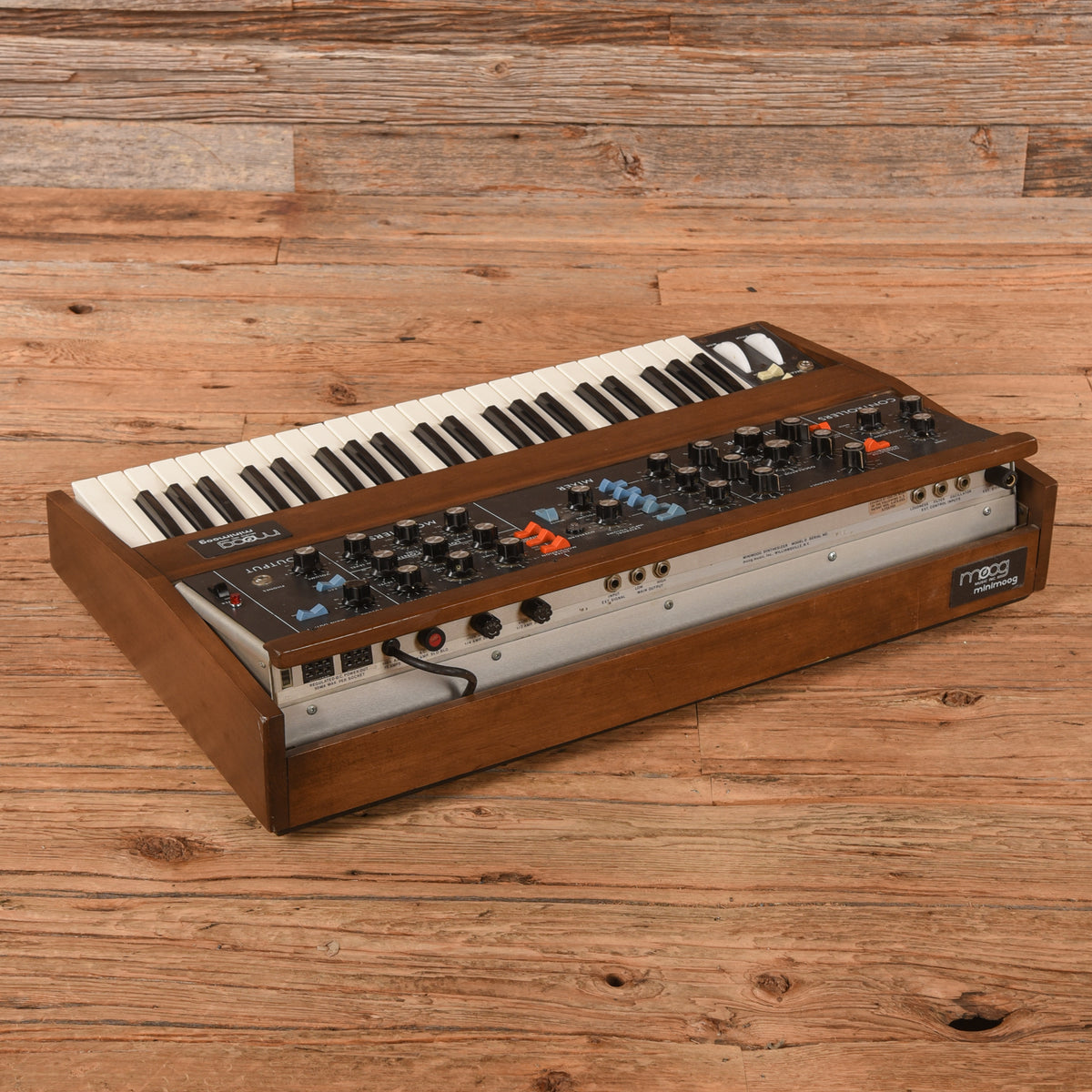 Moog Minimoog Model D 44-Key Monophonic Synthesizer  1972 Keyboards and Synths / Synths / Analog Synths