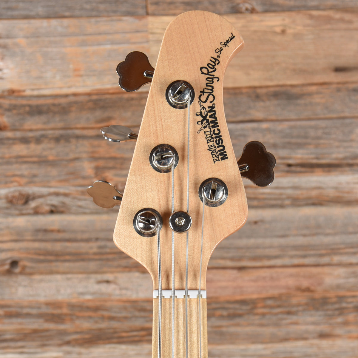 Music Man StingRay 4 H Slo Special White Bass Guitars / 4-String