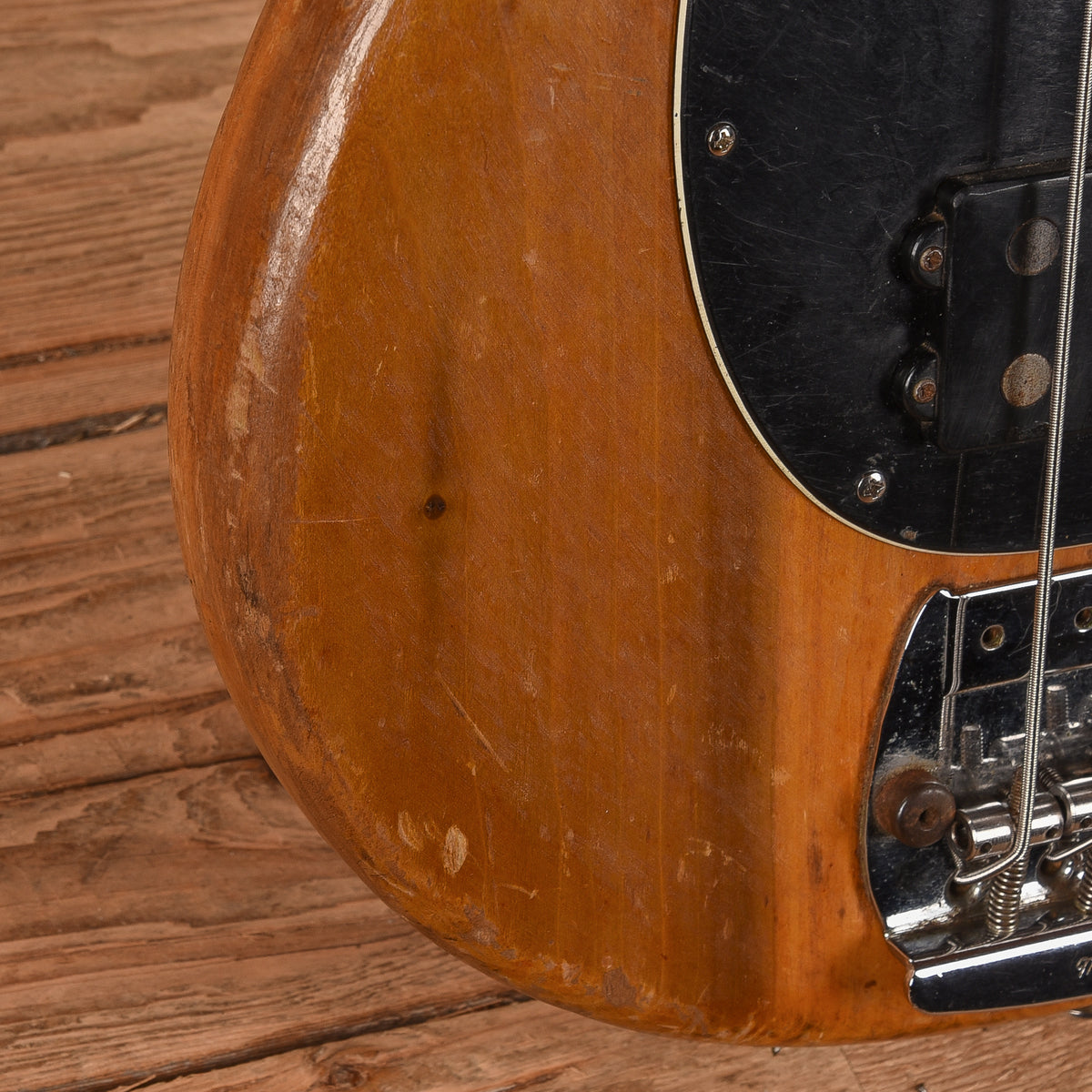 Music Man StingRay Natural 1979 Bass Guitars / 4-String