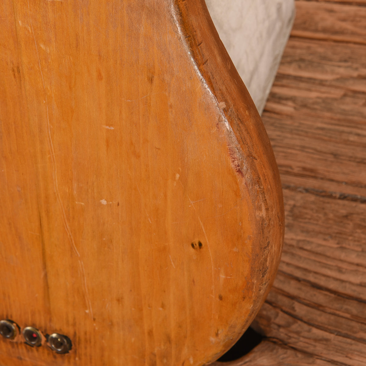 Music Man StingRay Natural 1979 Bass Guitars / 4-String