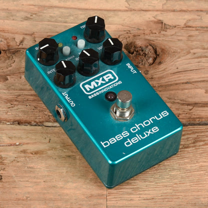 MXR M83 Bass Chorus Deluxe Effects and Pedals / Bass Pedals