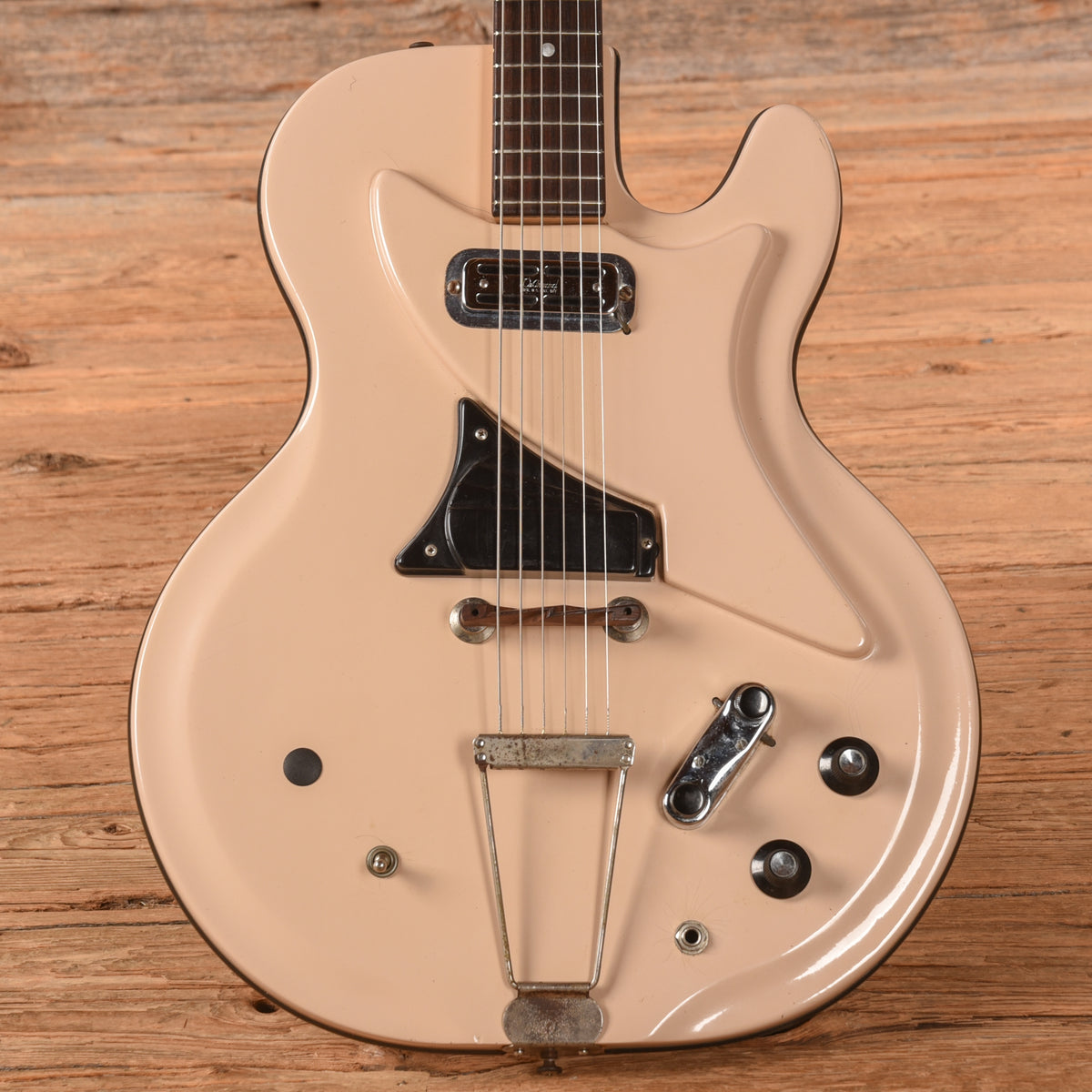 National Studio 66 Sand Buff 1961 Electric Guitars / Solid Body