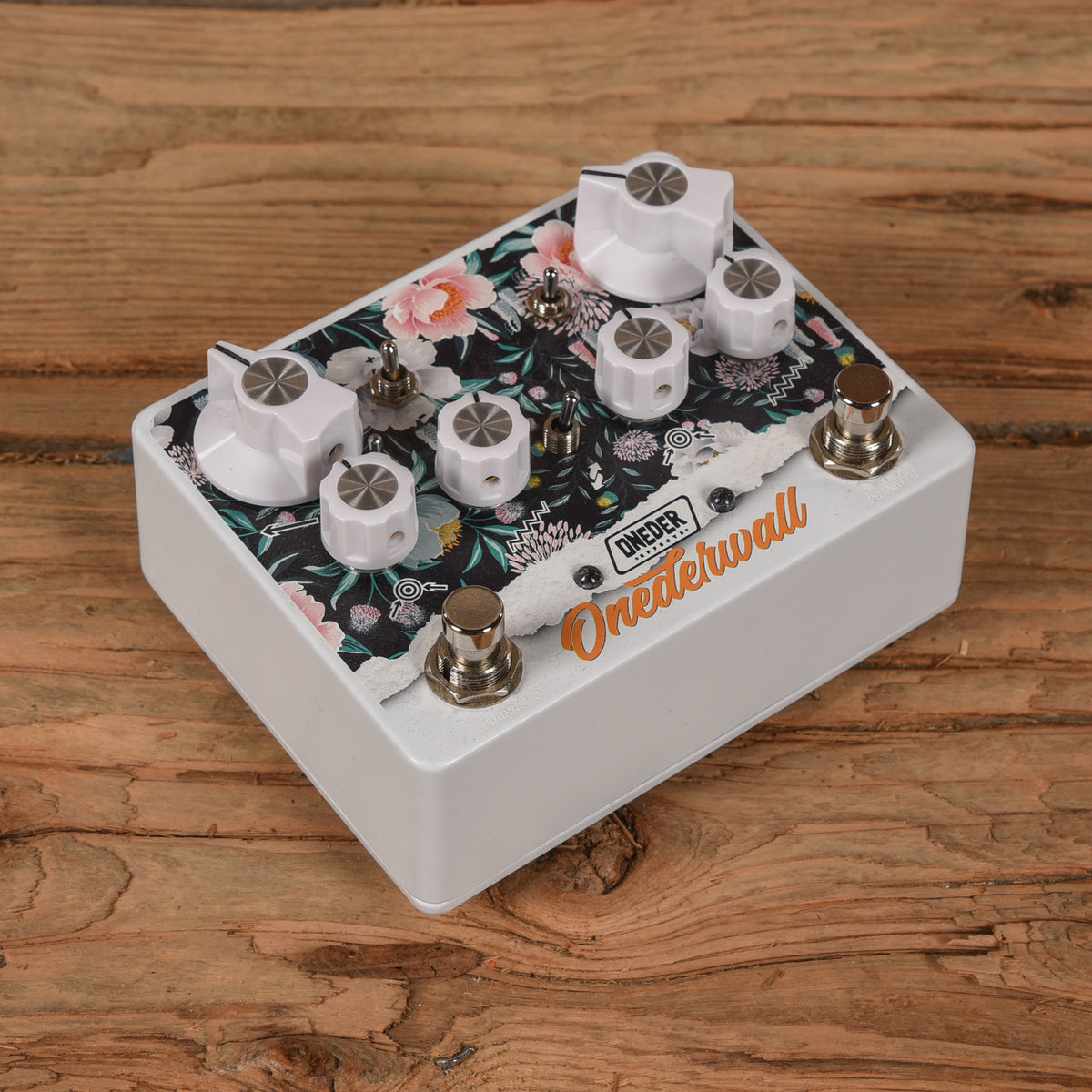 Oneder Effects Onederwall Effects and Pedals / Overdrive and Boost