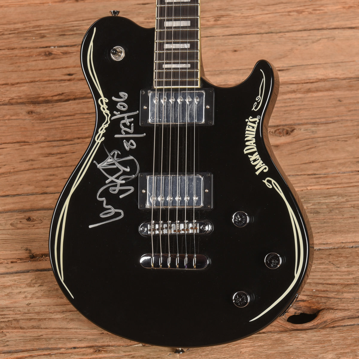 Peavey Electric with Signatures Black - Zac Brown