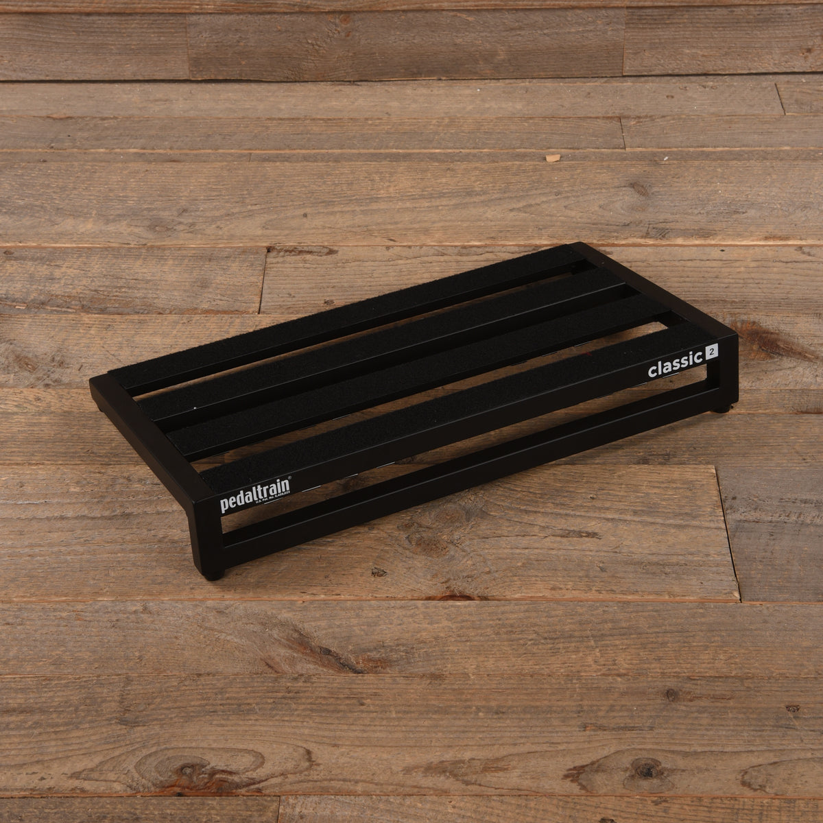 Pedaltrain Classic 2 Pedalboard 4 Rails 24x12.5 w/Soft Case Effects and Pedals / Pedalboards and Power Supplies