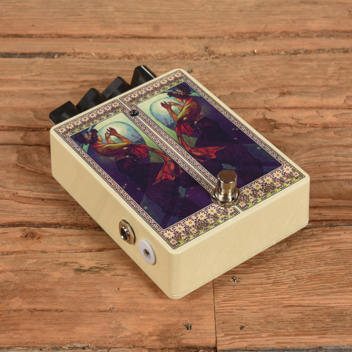 Red Witch Eleutheria Effects and Pedals / Phase Shifters