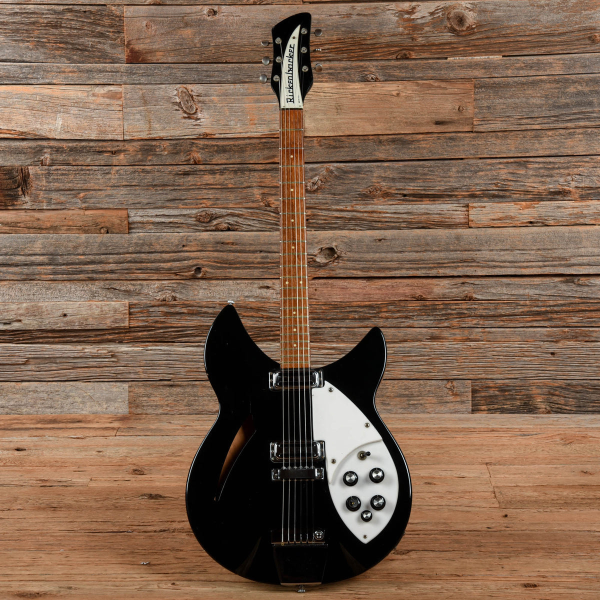 Rickenbacker 335 Jetglo 1966 Electric Guitars / Semi-Hollow