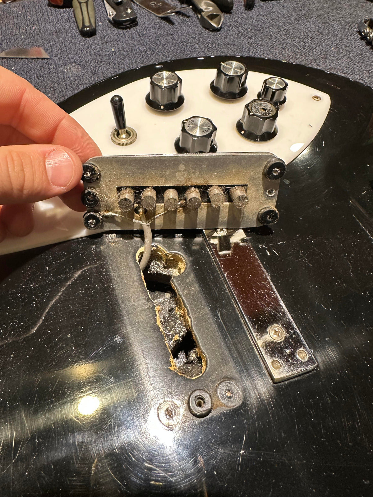 Rickenbacker 335 Jetglo 1966 Electric Guitars / Semi-Hollow