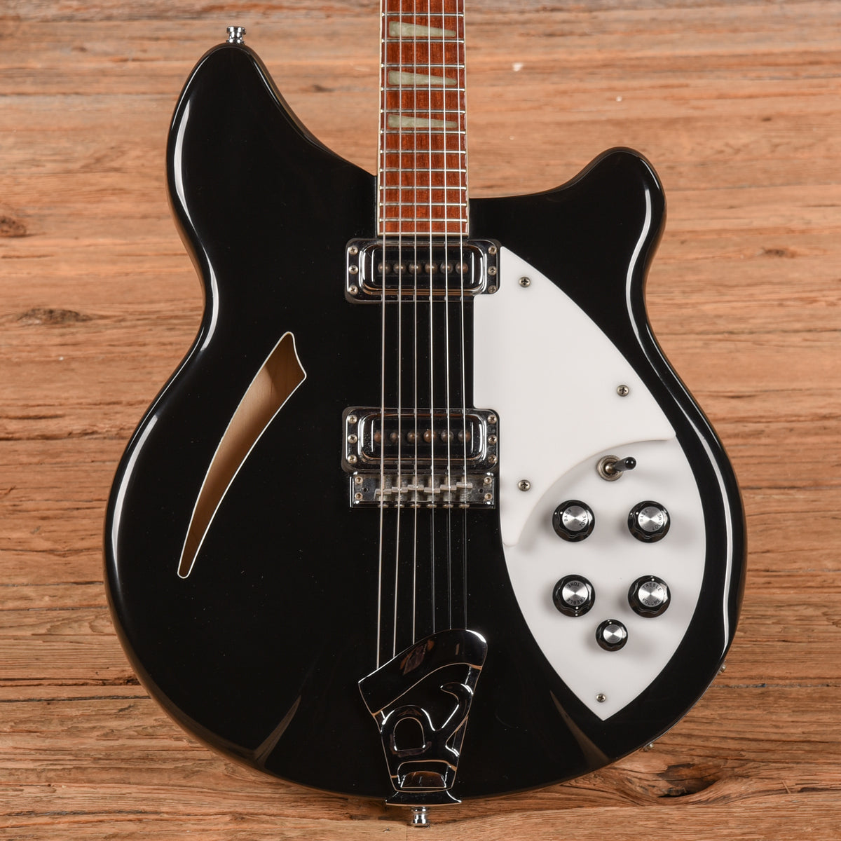 Rickenbacker 360 Jetglo 2005 Electric Guitars / Semi-Hollow