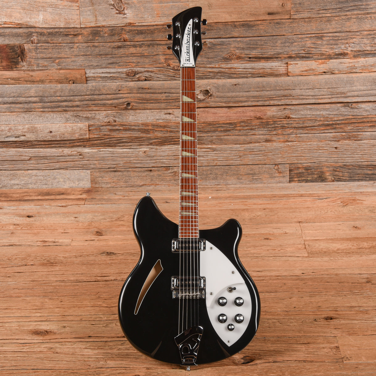 Rickenbacker 360 Jetglo 2005 Electric Guitars / Semi-Hollow