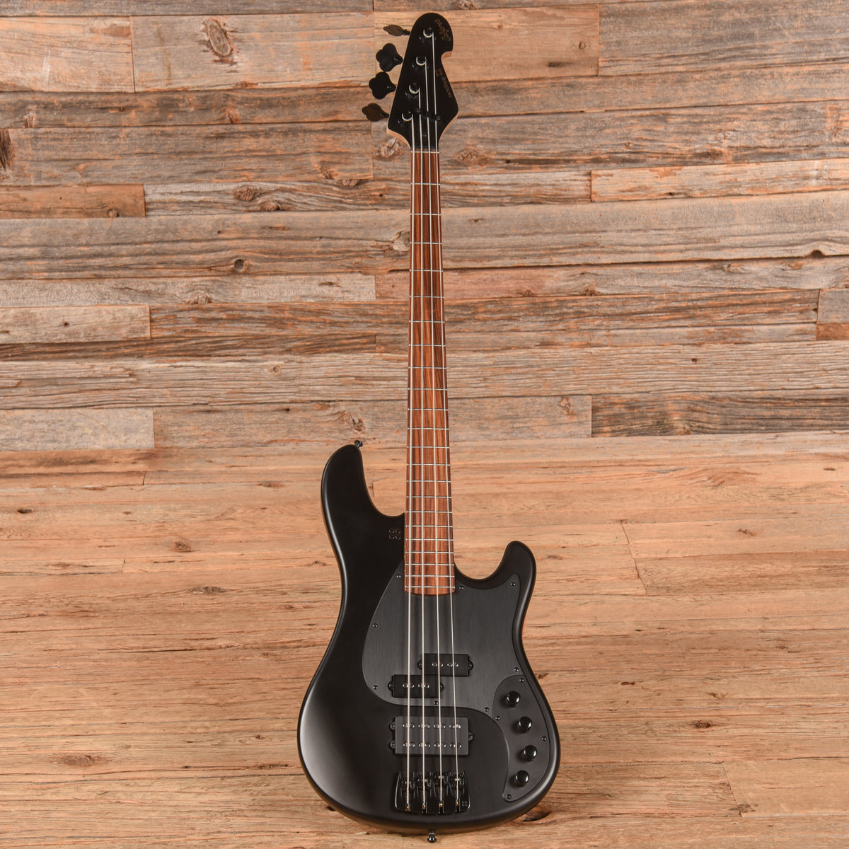 Sandberg California VM Nighthawk 4 Black Matt Bass Guitars / 4-String