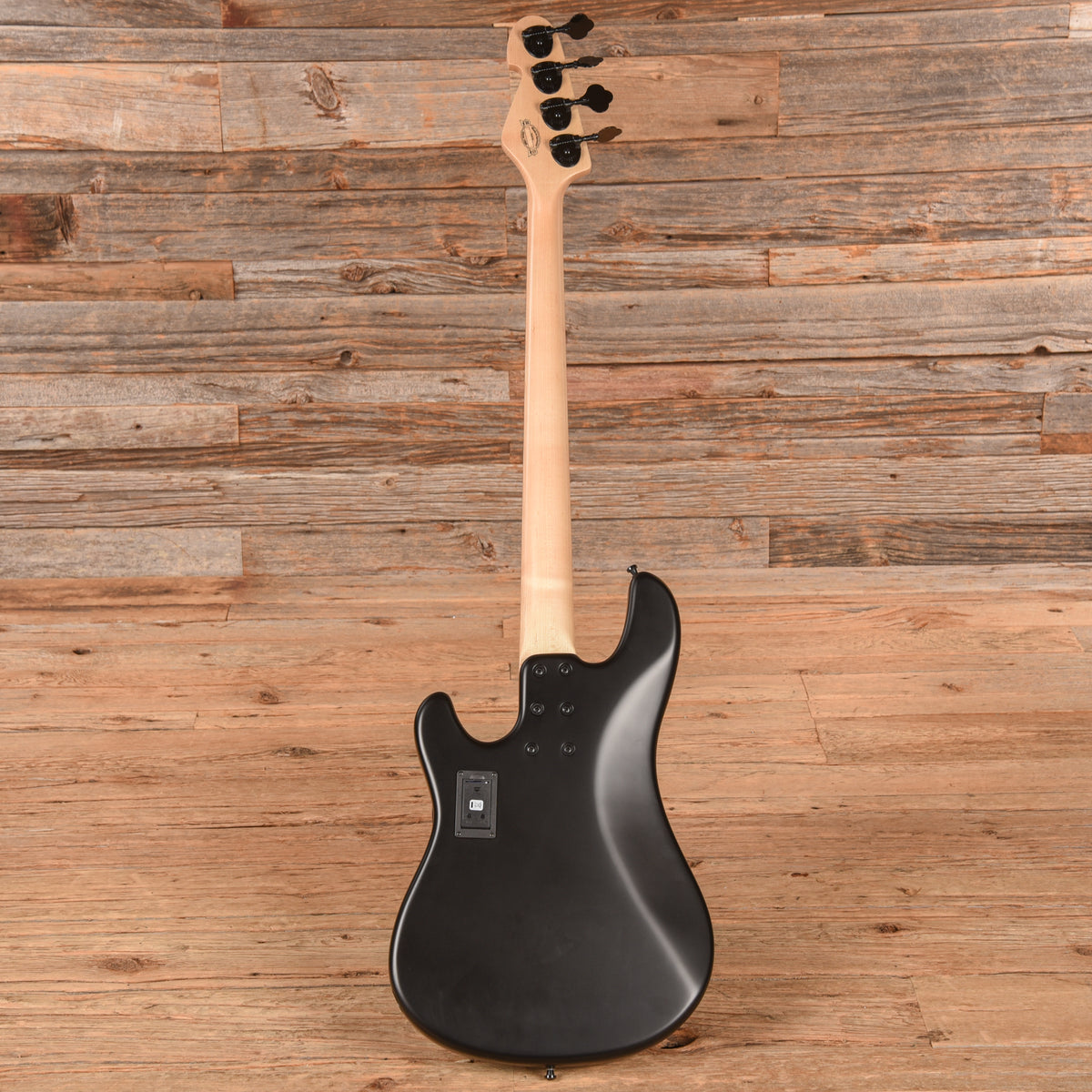 Sandberg California VM Nighthawk 4 Black Matt Bass Guitars / 4-String