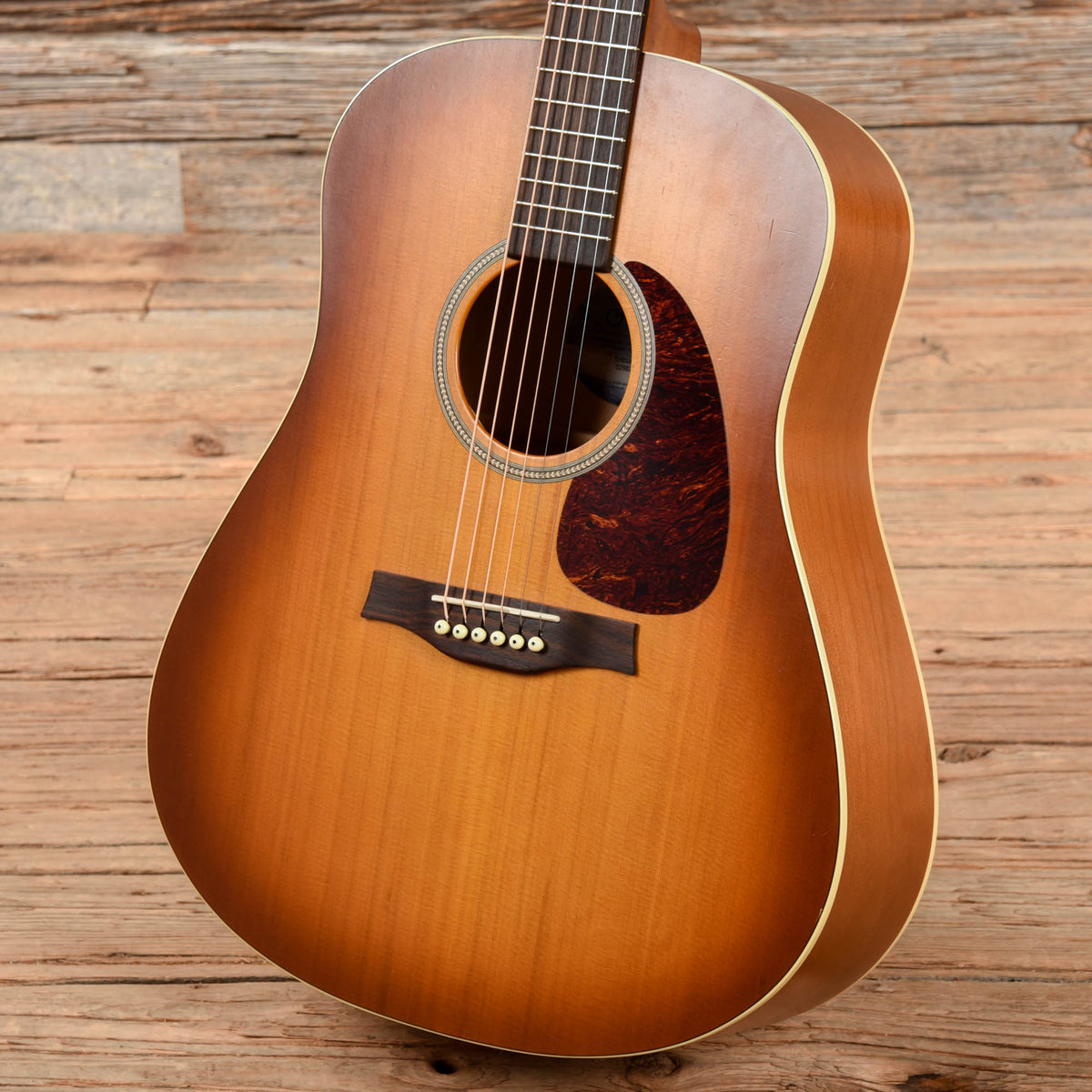 Seagull Entourage Rustic Sunburst Acoustic Guitars / Dreadnought