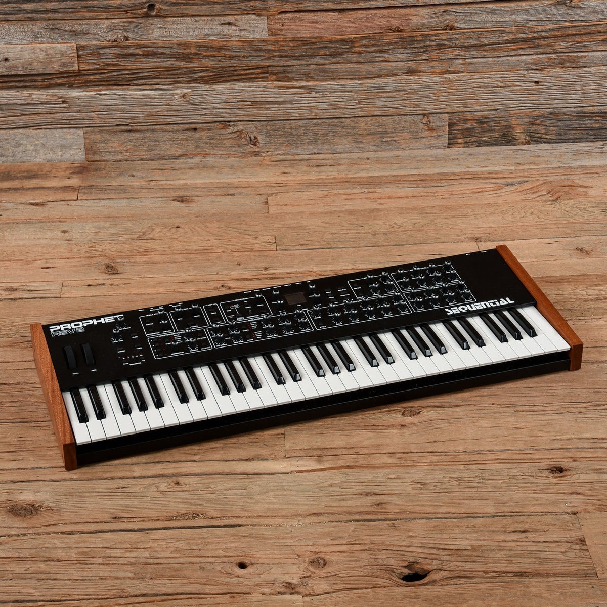 Sequential Circuits Prophet Rev 2 61-Key 16-Voice Polyphonic Synthesizer Keyboards and Synths / Synths / Analog Synths