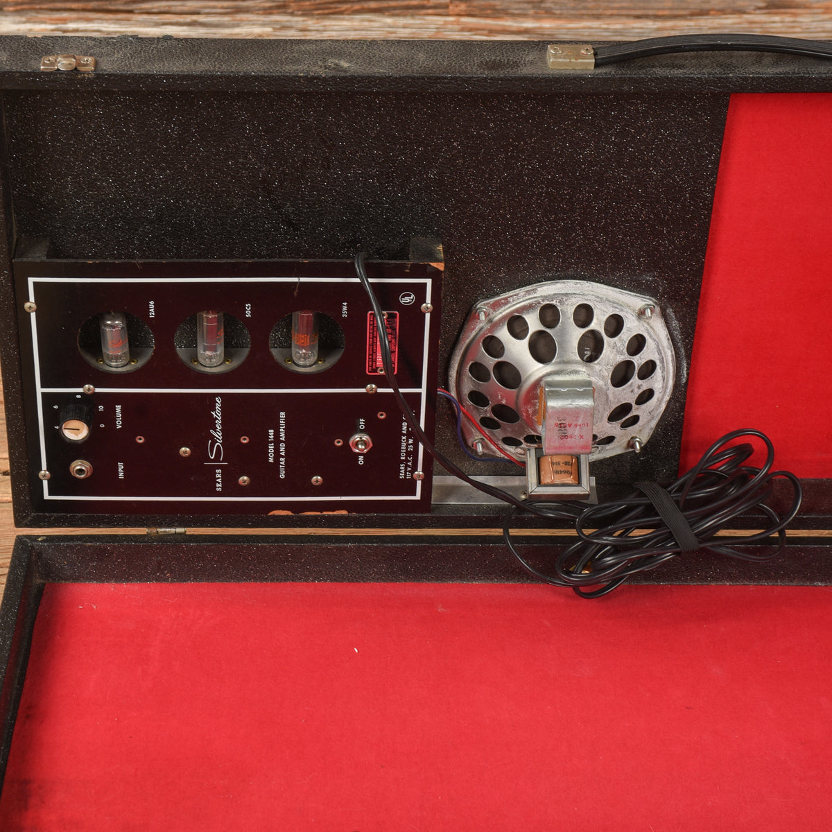 Silvertone 1448 w/Amp in Case Black Electric Guitars / Solid Body