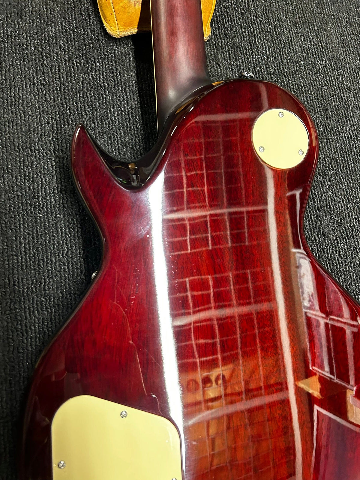 Sire Larry Carlton L7V Tobacco Sunburst Electric Guitars / Solid Body