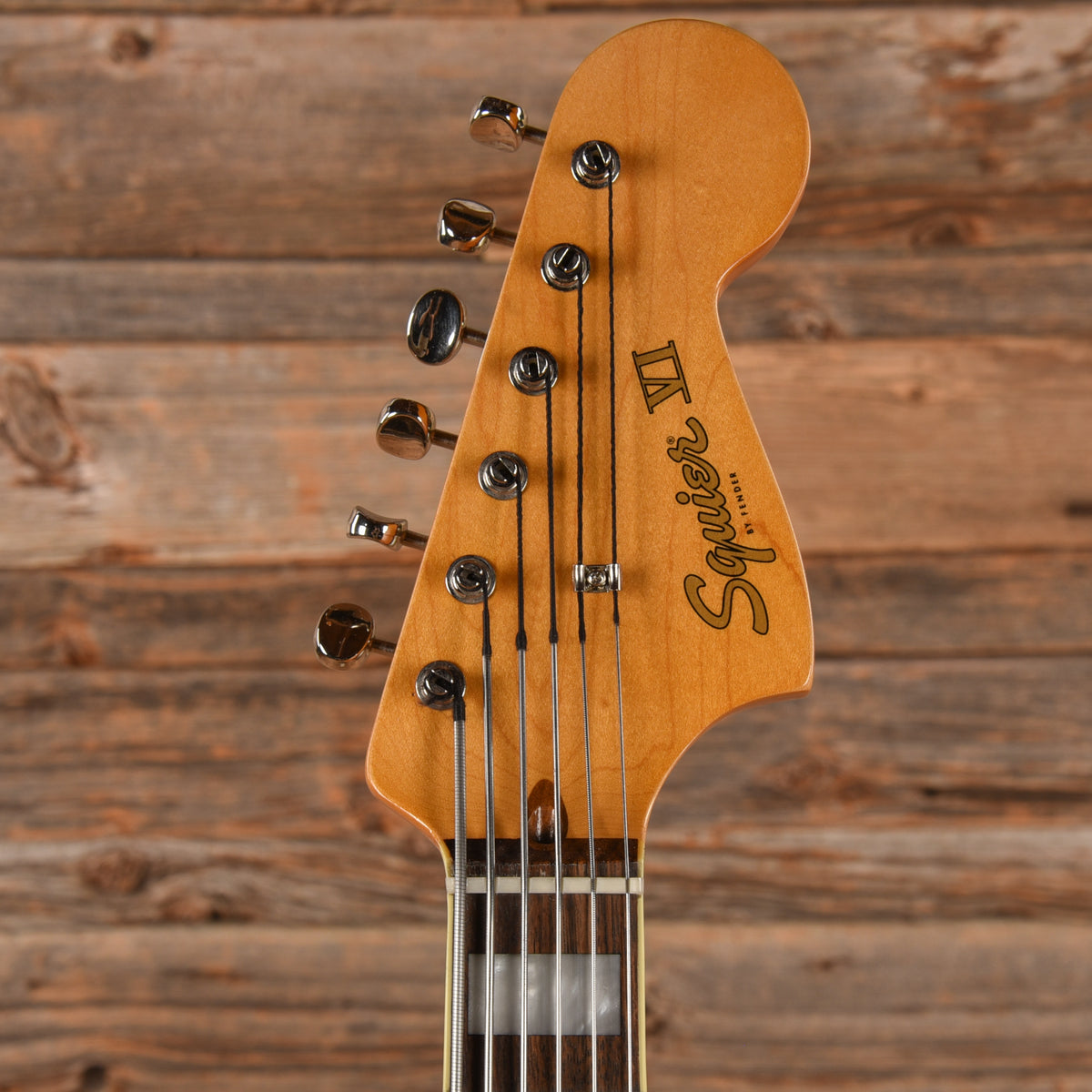 Squier Classic Vibe Bass VI Sunburst 2021 Bass Guitars / 5-String or More
