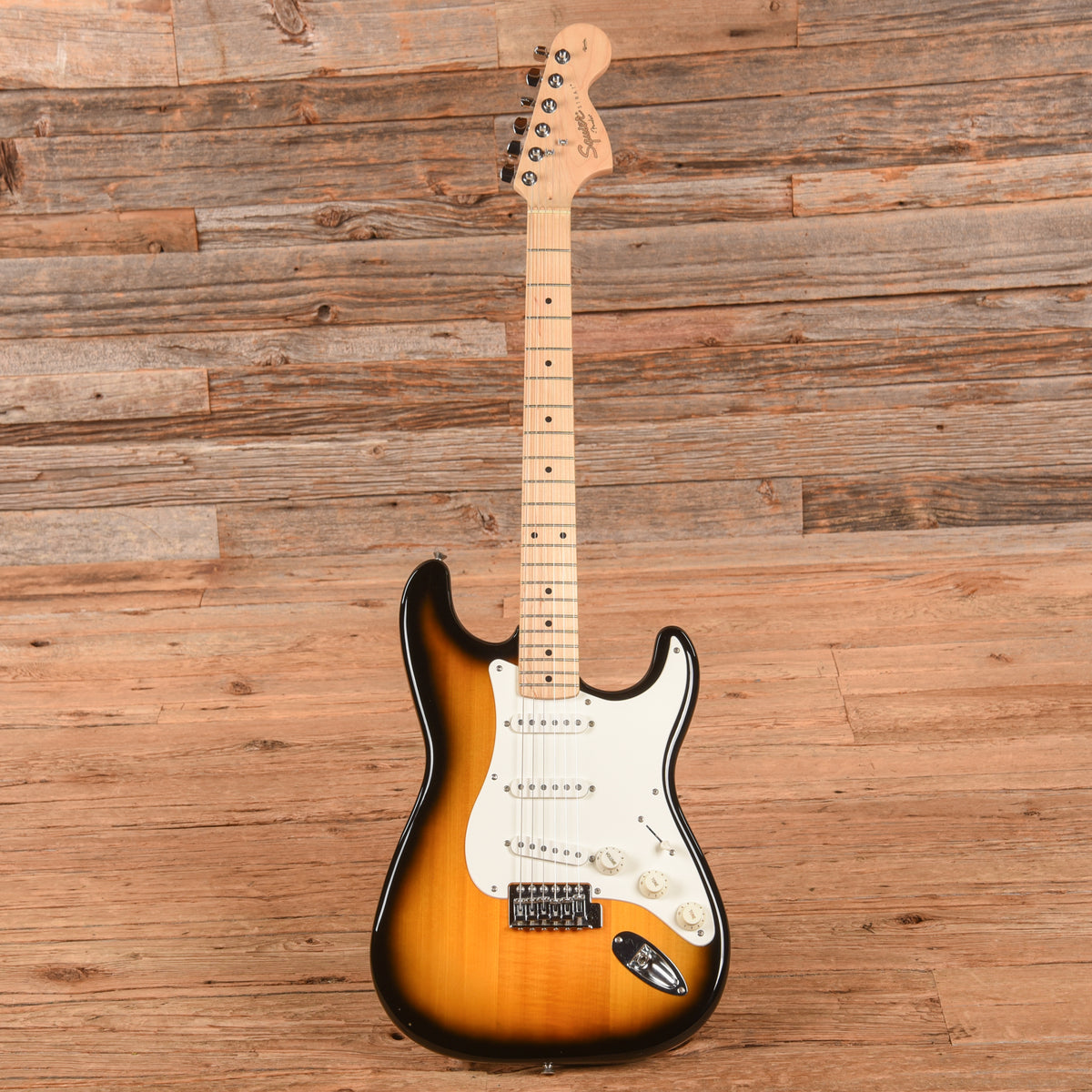 Squier Affinity Stratocaster Sunburst 2012 Electric Guitars / Solid Body