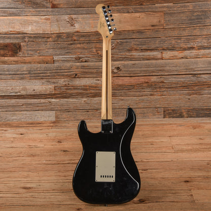 Squier Bullet Stratocaster Sunburst 2004 Electric Guitars / Solid Body