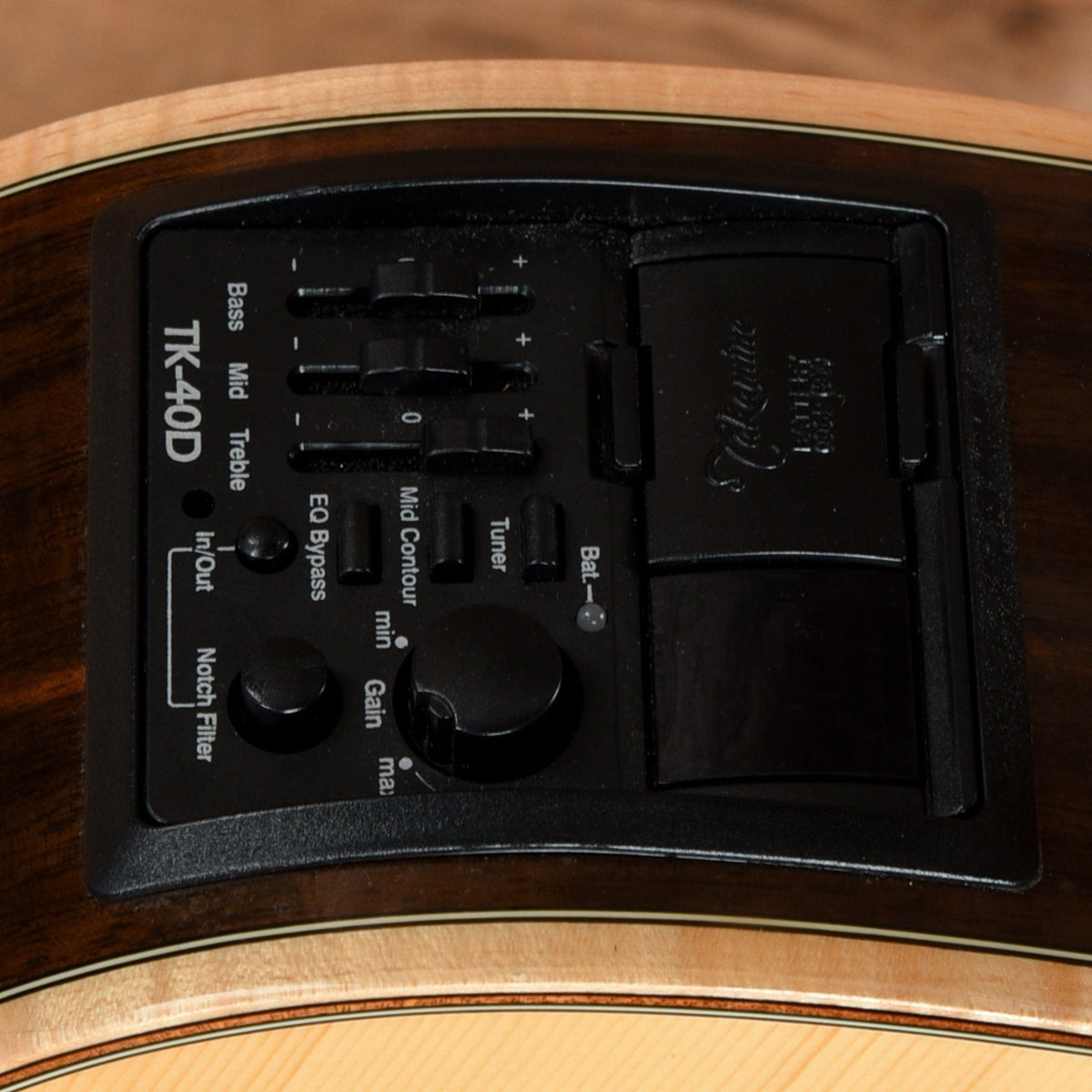 Takamine GN93CE Natural Acoustic Guitars / OM and Auditorium