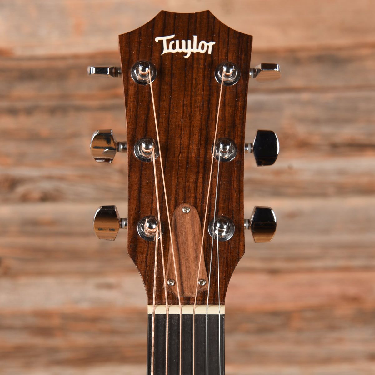 Taylor 210 DLX Natural Acoustic Guitars / Dreadnought