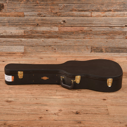 Taylor 210 DLX Natural Acoustic Guitars / Dreadnought