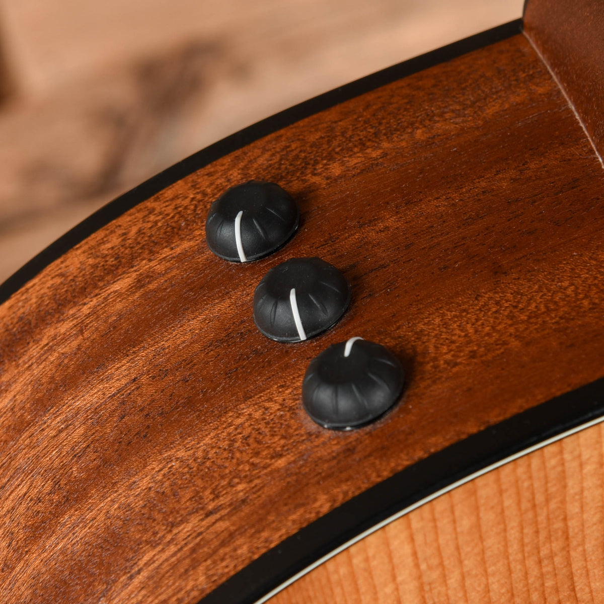 Taylor 114e Natural 2015 Acoustic Guitars / OM and Auditorium