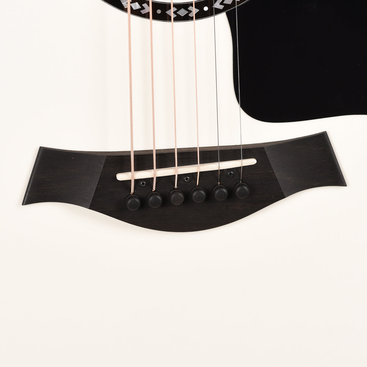 Taylor Custom "The Catch" #5 NAMM 2025 Grand Pacific Torrefied Sitka/Mahogany Pearl White ES2 Acoustic Guitars / OM and Auditorium