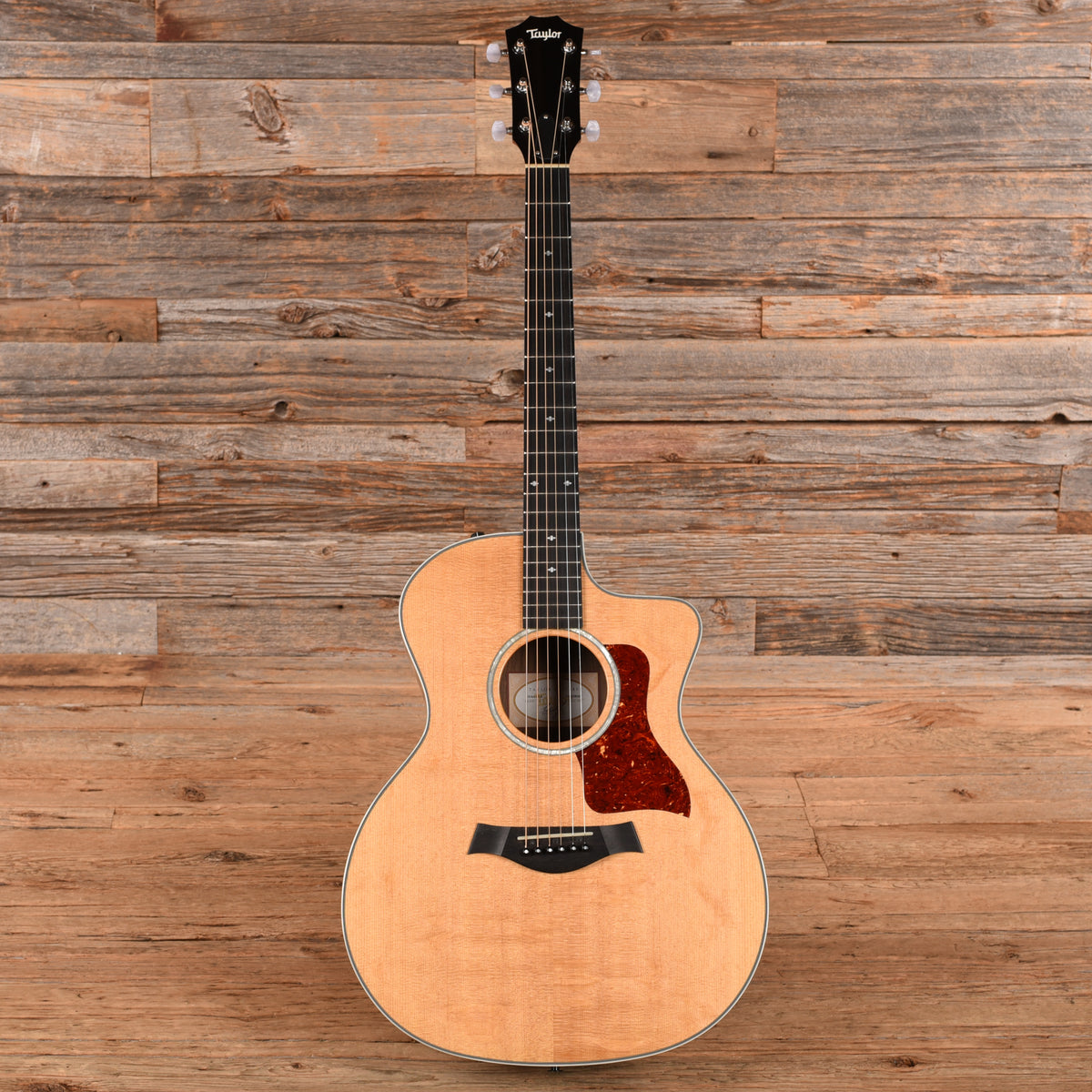 Taylor 214ce DLX Natural 2018 Acoustic Guitars