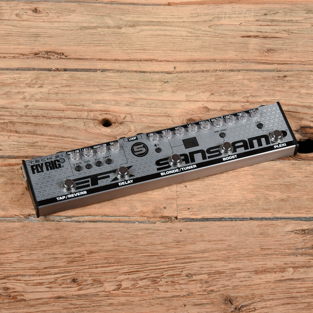 Tech 21 Fly Rig 5 V2 Effects and Pedals / Amp Simulators