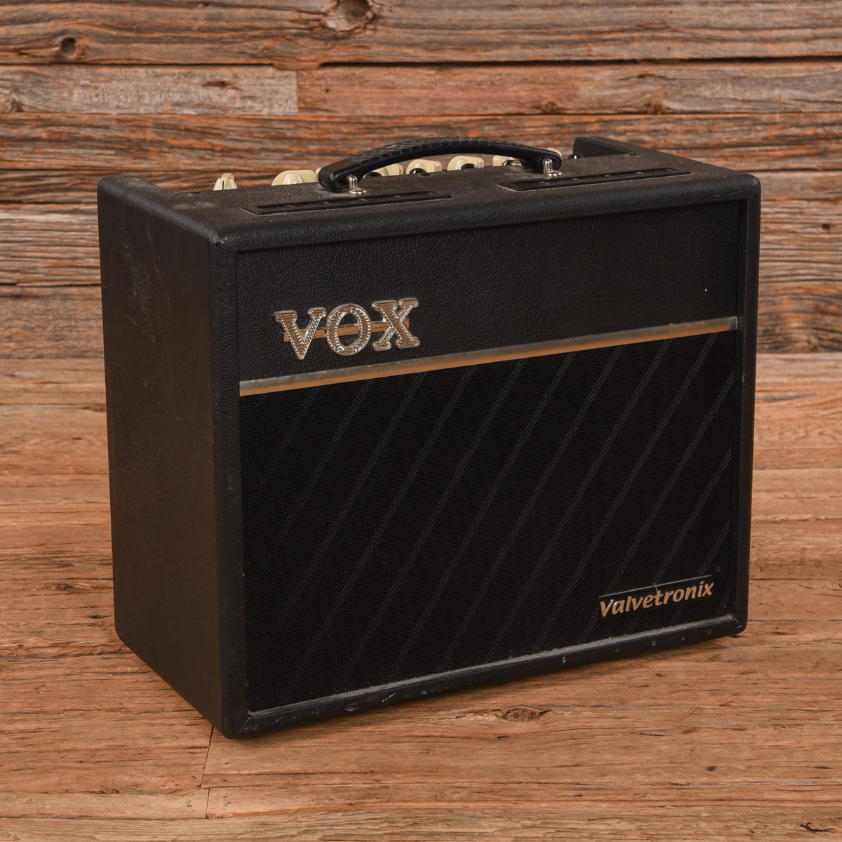 Vox Valvetronix VT20+ 30-Watt 1x8" Modeling Guitar Combo Amp Amps / Guitar Amps / Guitar Cabinets