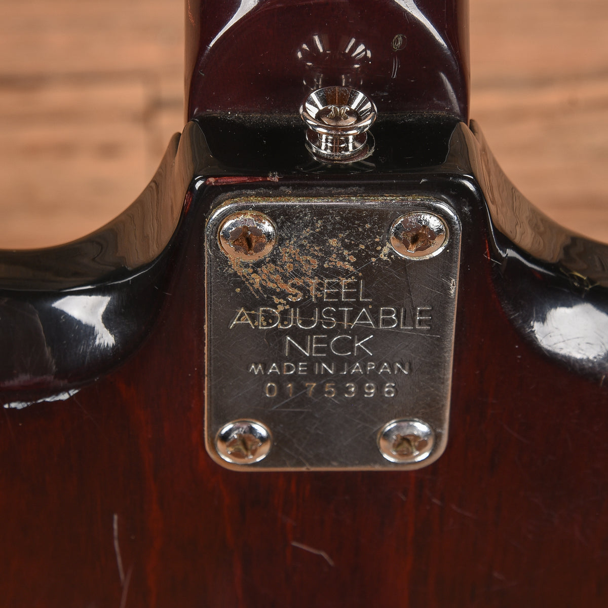 Yamaha Bass Cherry 1970s Bass Guitars / 4-String