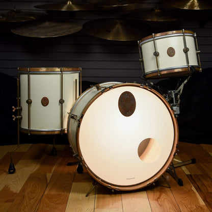 A&F Drum Co. 12/14/20 3pc. Maple Club Drum Kit Antique White Drums and Percussion / Acoustic Drums / Full Acoustic Kits