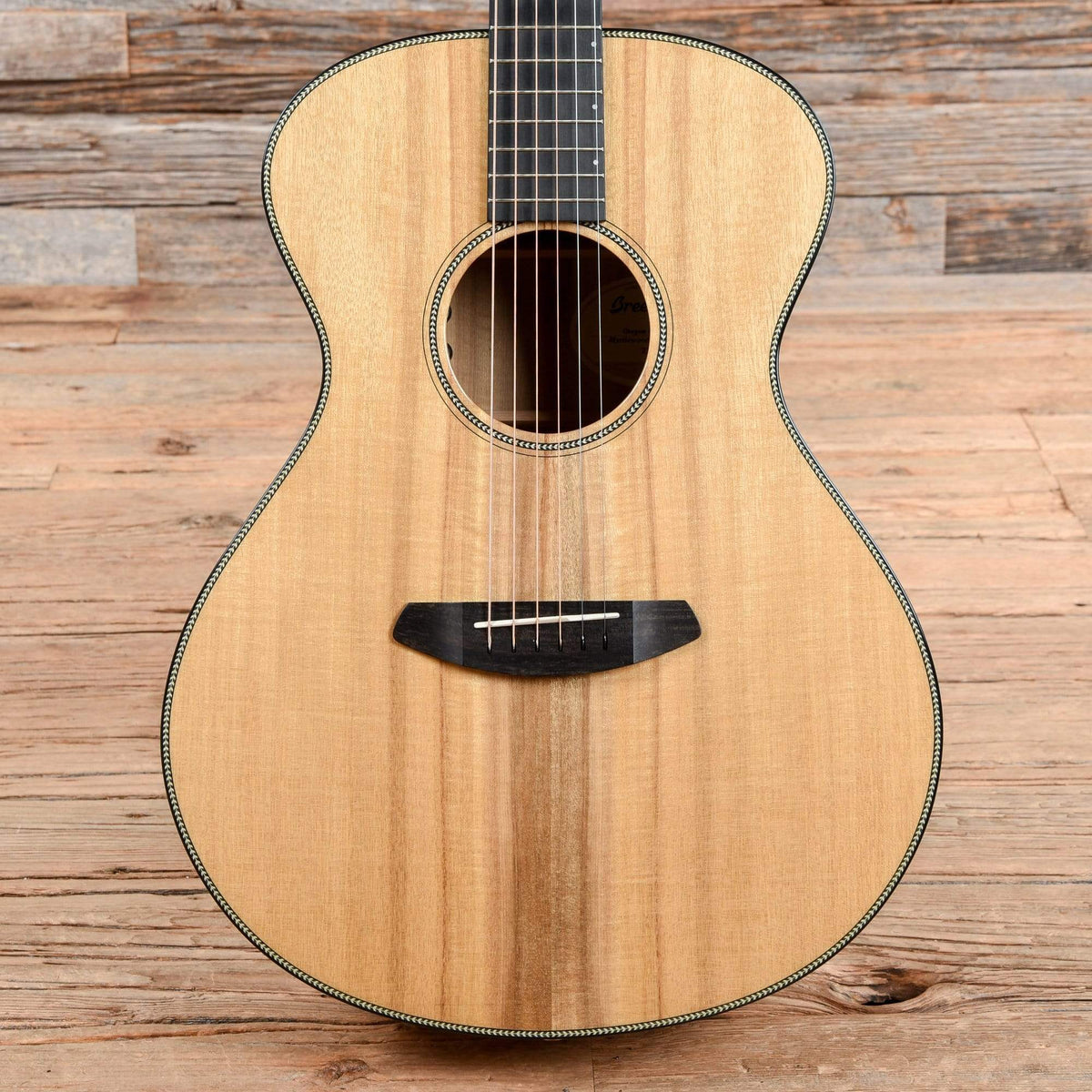 Breedlove Oregon Concert E Myrtlewood Natural 2016 Acoustic Guitars / Built-in Electronics,Acoustic Guitars / Concert
