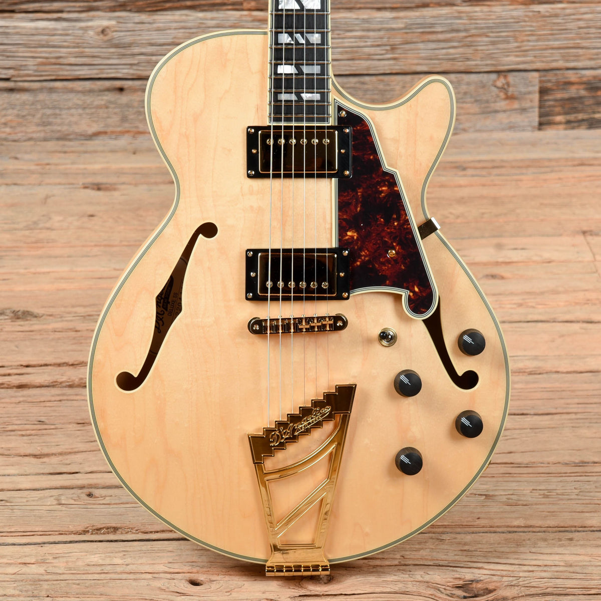 D'Angelico Deluxe SS Semi-Hollow Natural Electric Guitars / Semi-Hollow