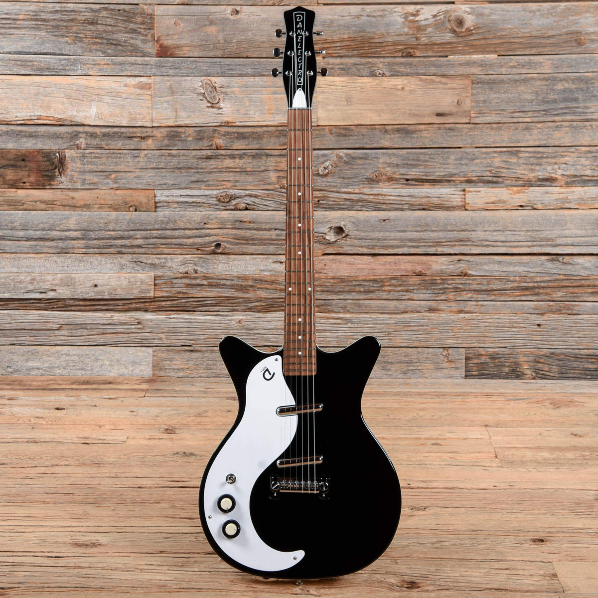 Danelectro '59M NOS+ Plus Black  LEFTY Electric Guitars / Solid Body