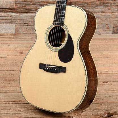 Eastman E20OM Orchestra Traditional Flattop Natural Acoustic Guitars / OM and Auditorium