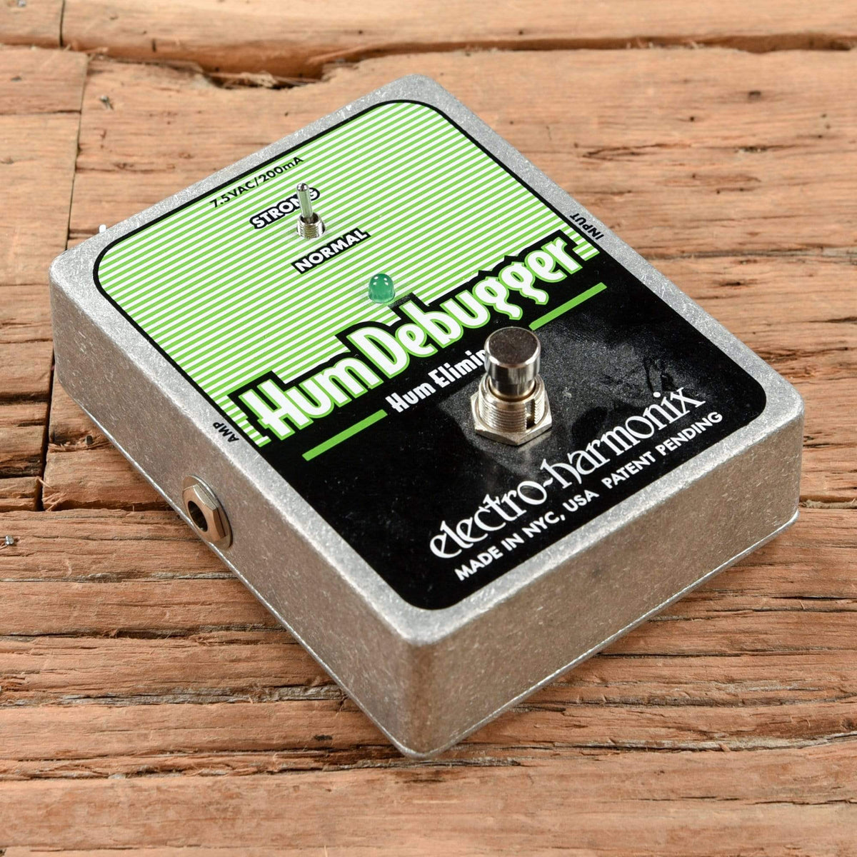 Electro-Harmonix Hum Debugger Hum Eliminator Effects and Pedals / Compression and Sustain