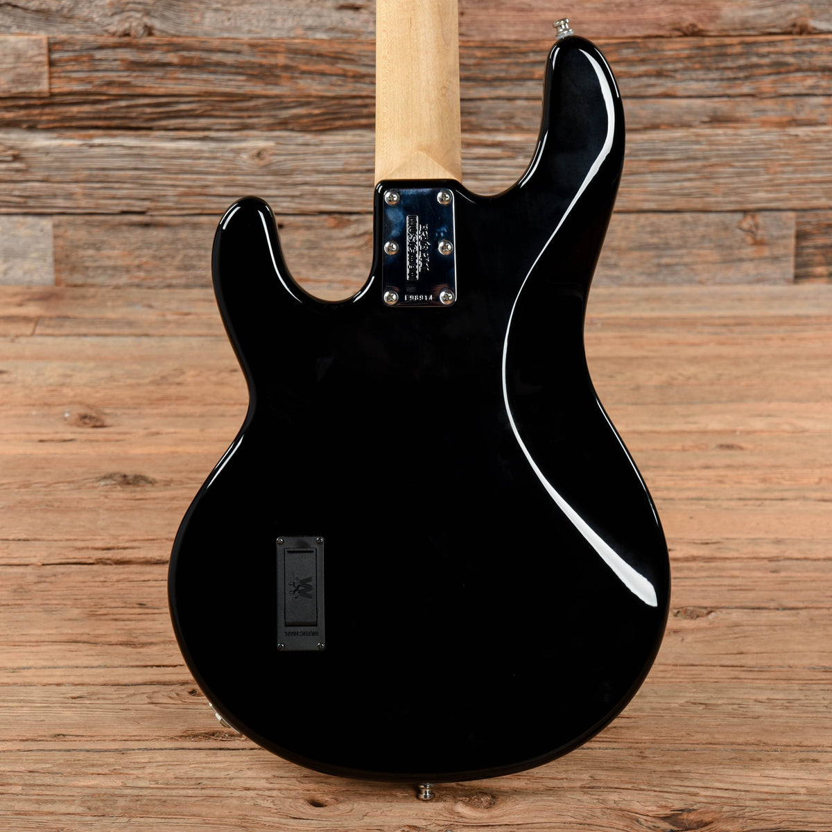 Ernie Ball Music Man Stingray 4H Black 2016 Bass Guitars / 4-String