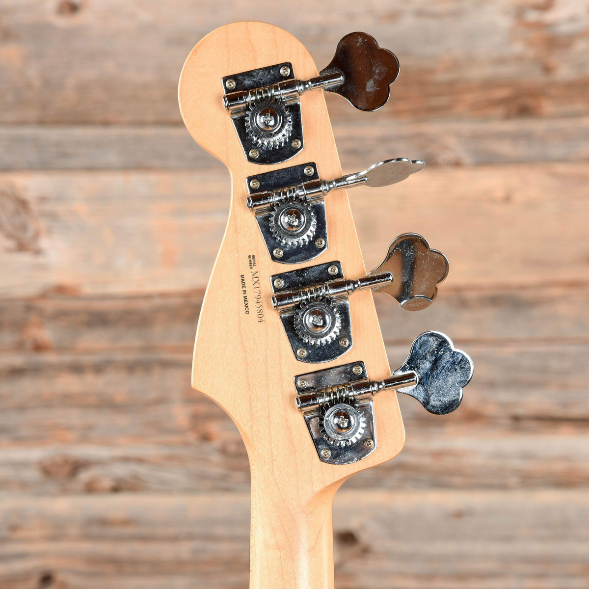 Fender Jazz Bass Black 1999 Bass Guitars / 4-String