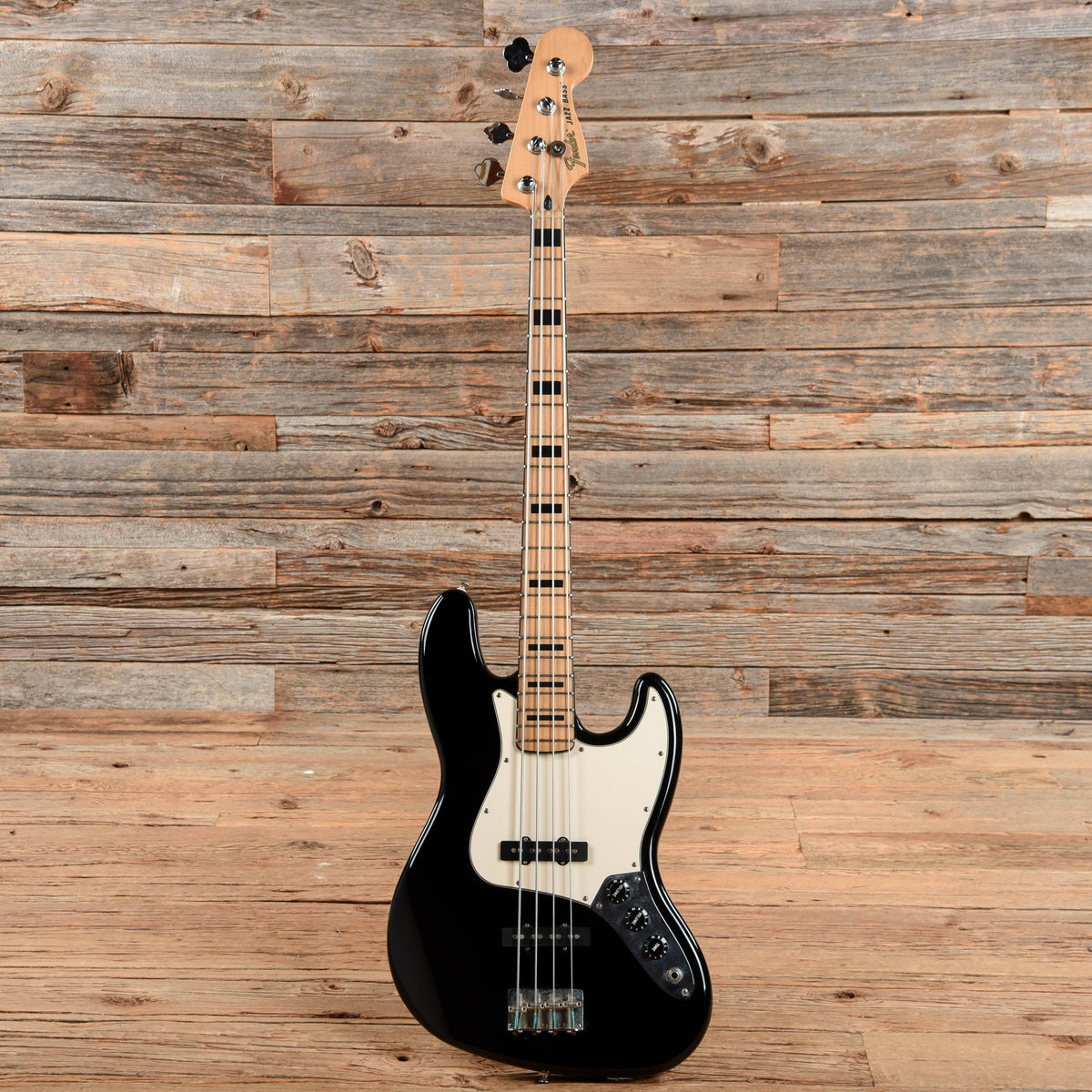 Fender Jazz Bass Black 1999 Bass Guitars / 4-String