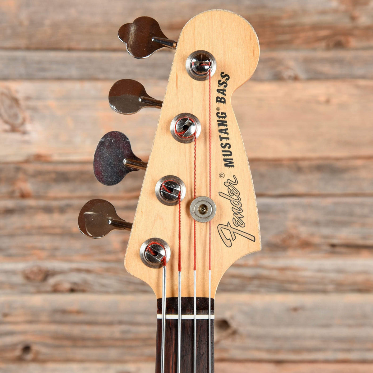 Fender Justin Meldal-Johnsen Road Worn Signature Mustang Bass Daphne Blue Bass Guitars / Short Scale